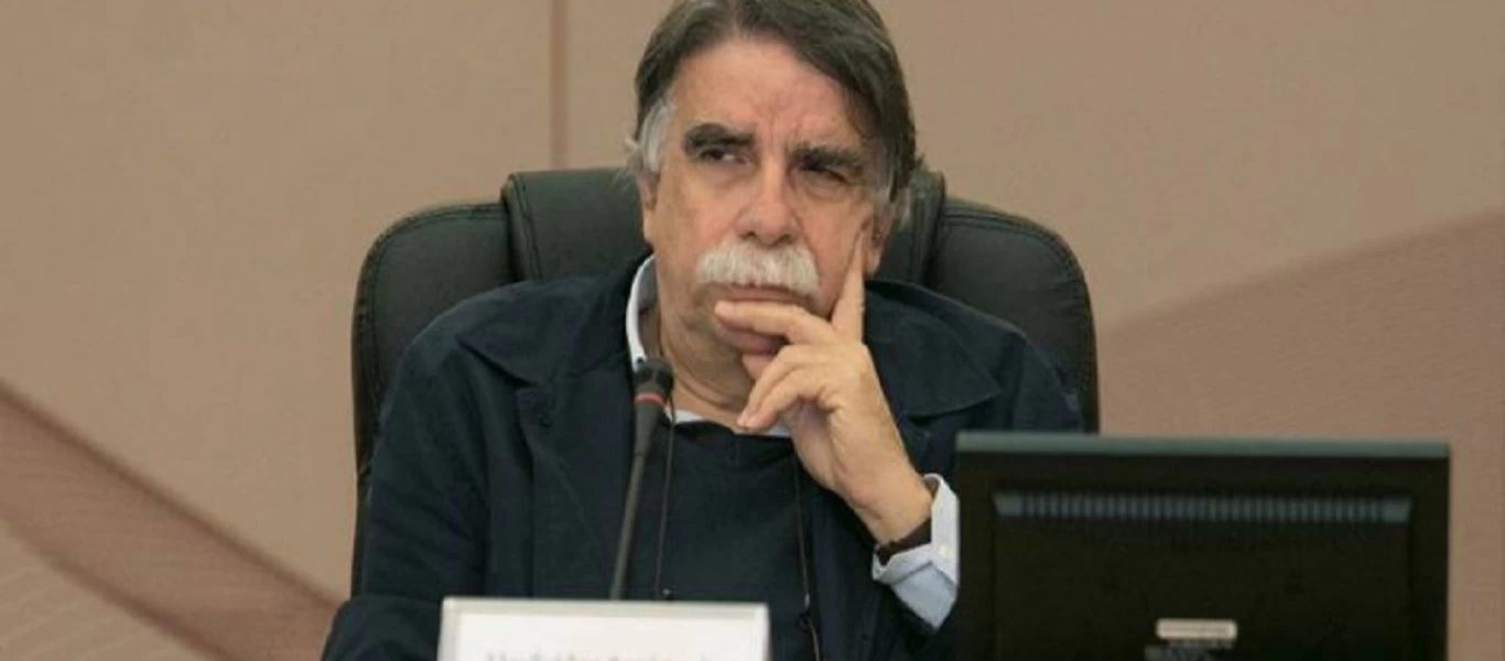 Α.Βατόπουλος: «Δεν νομίζω ότι θα επιτραπεί η μετακίνηση σε πράσινους νομούς από άλλους νομούς»